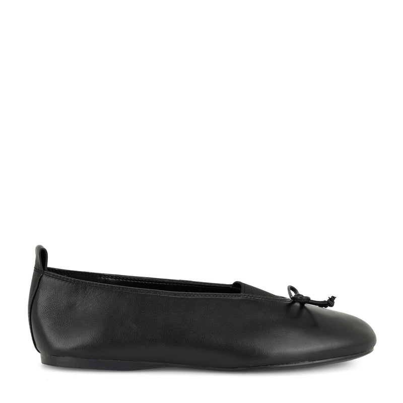 Smooch Leather Ballet Flats