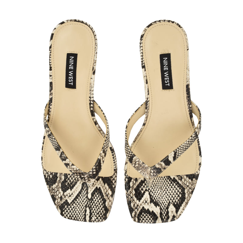 Cassa Thong Kitten Heel Sandals