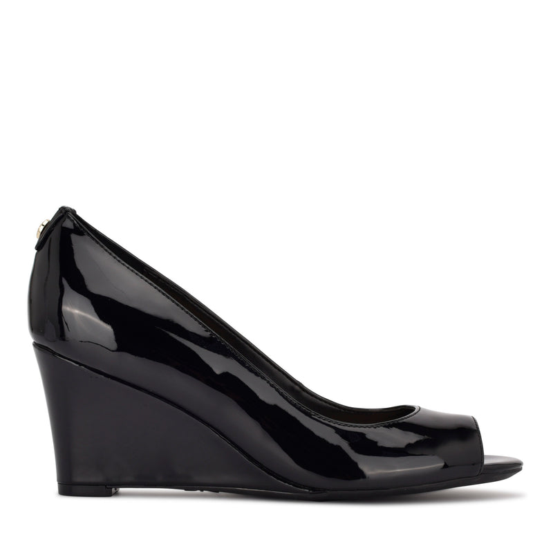 Women's Nine West Cape 9x9 Wedges in Black Patent Size 10.5 Women's Nine West Cape 9x9 Wedges in Black Patent Size 10.5