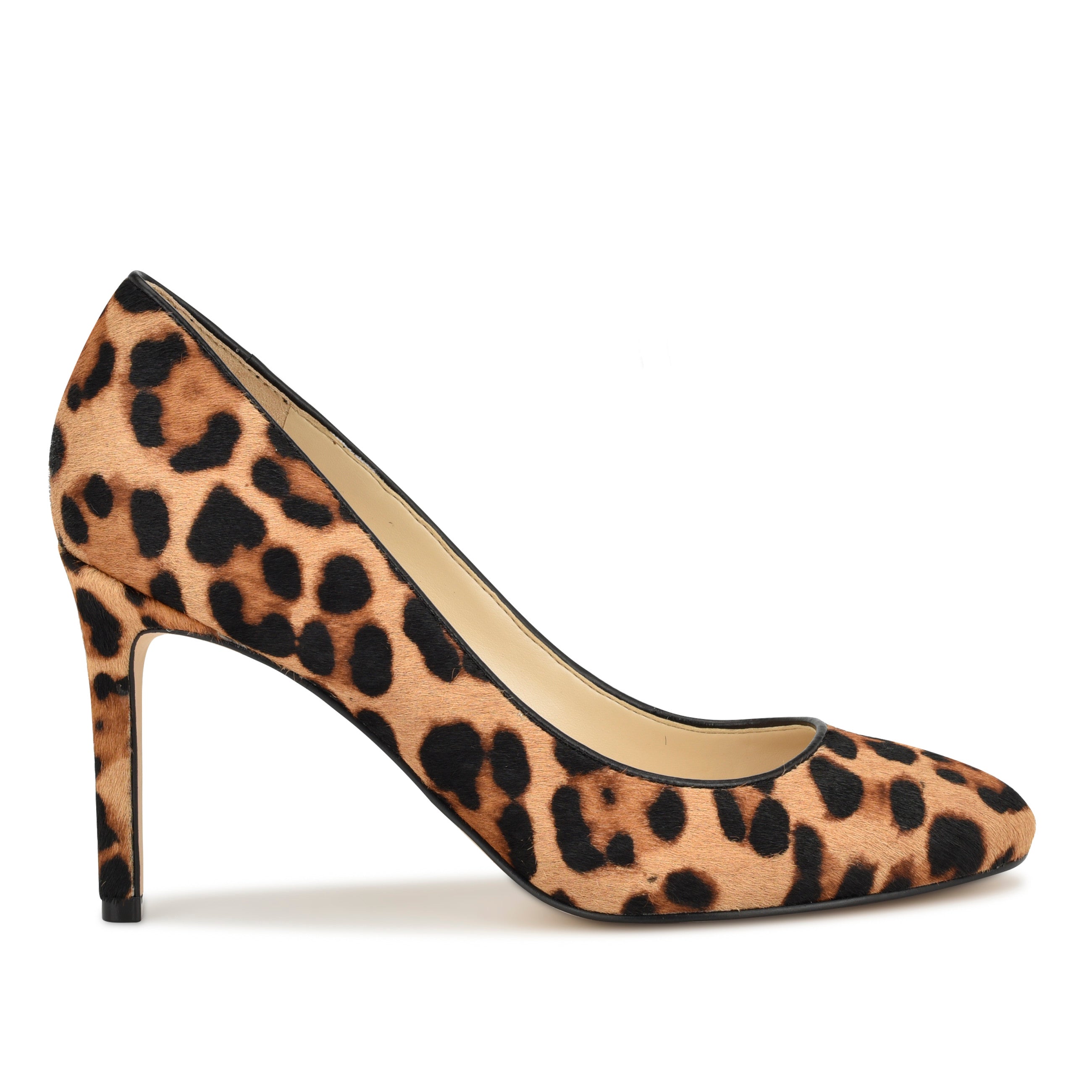 Leopard round store toe pumps