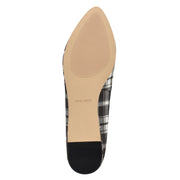 Speakup Almond Toe Flats