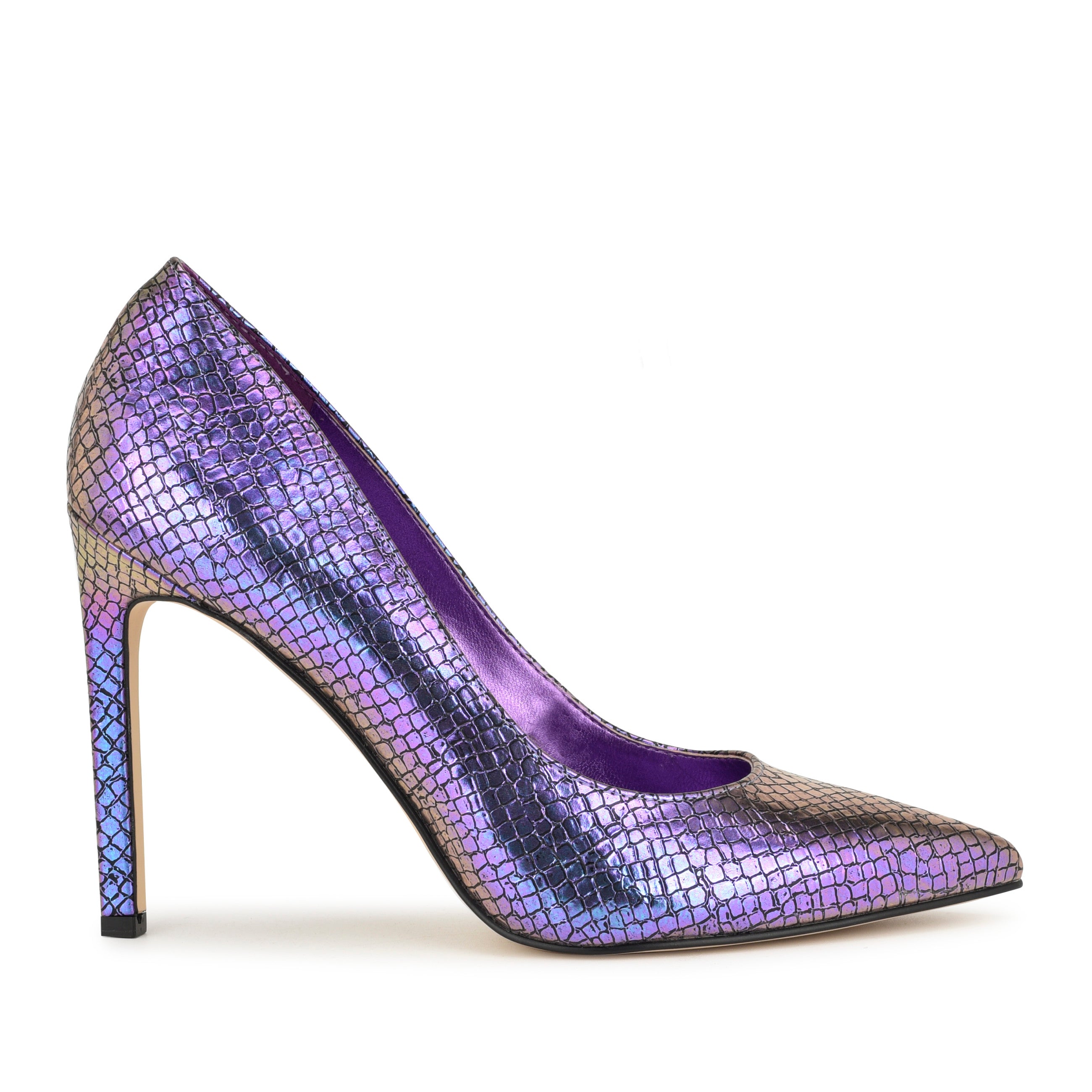 Add A Little Edge To Your Outfit With Snakeskin - The Dark Plum