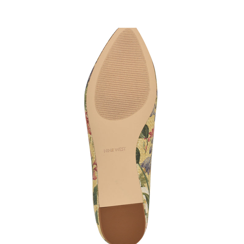Speakup Almond Toe Flats