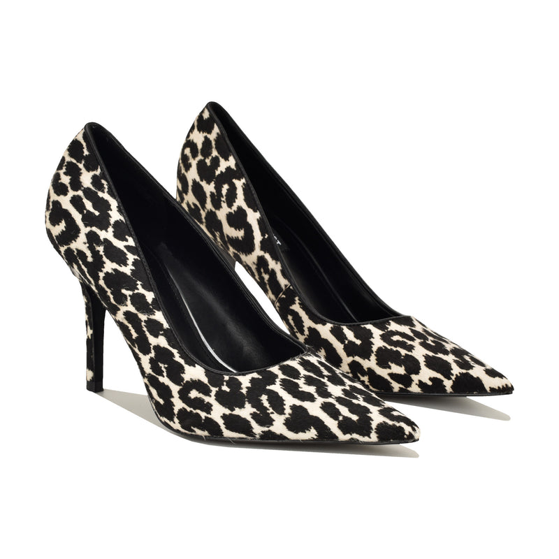 Gemmha Pointy Toe Pumps