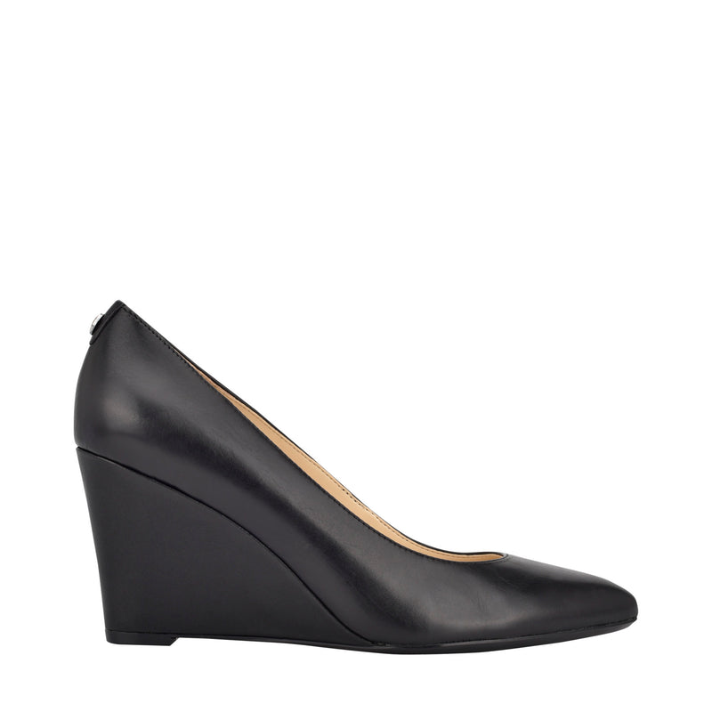 Nine West Women's Cal 9x9 Dress Wedges, Black, 12M, Leather