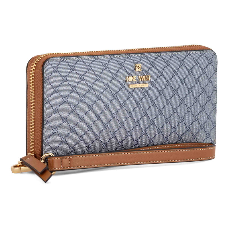 Luela Zip Around With Wristlet