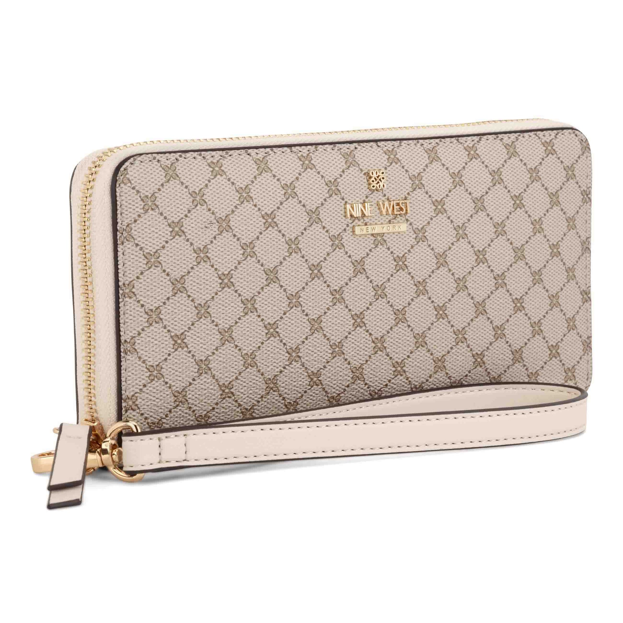 Luela Zip Around With Wristlet