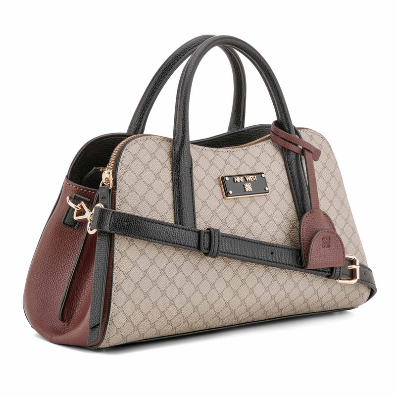 Talia Satchel