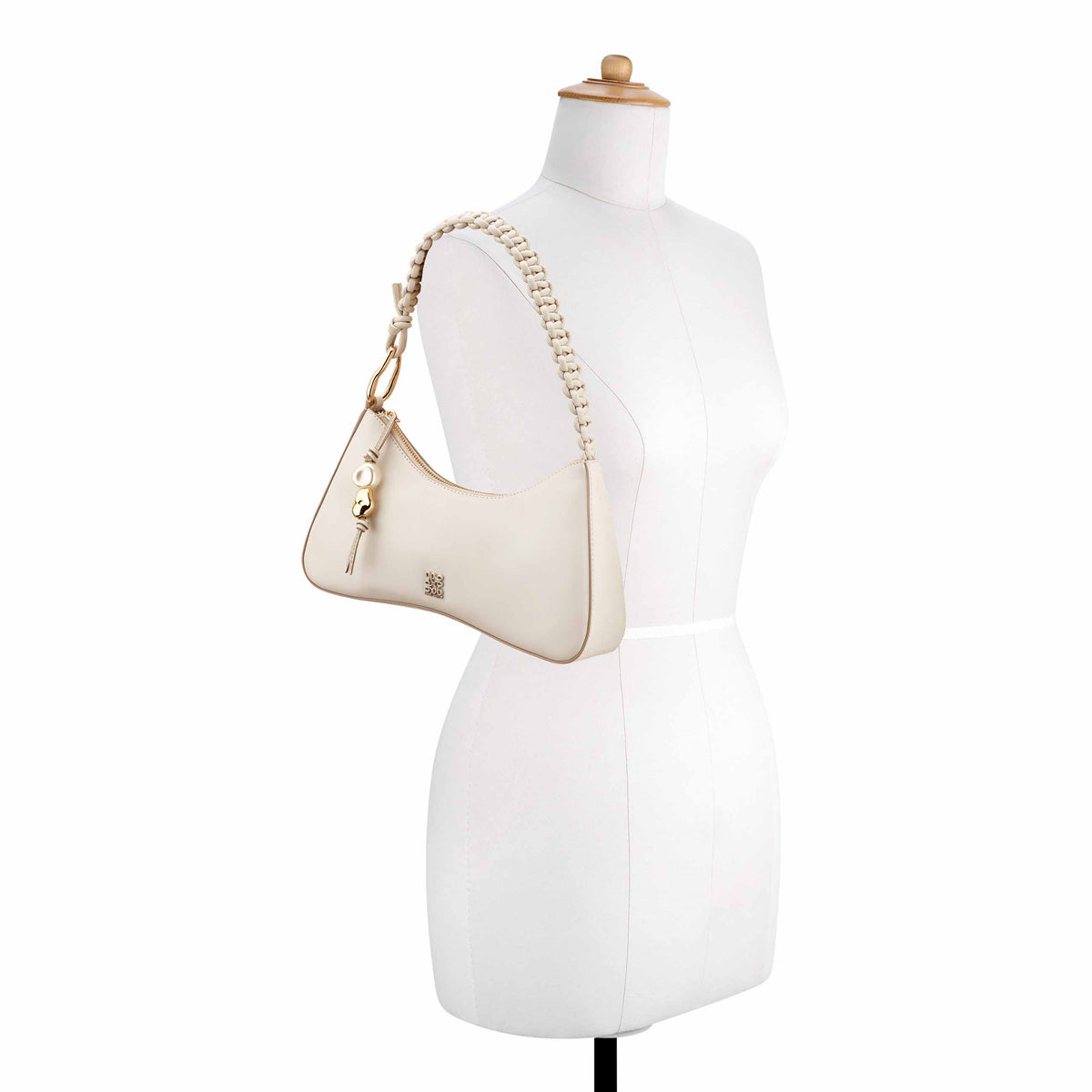 Aelara Shoulder Bag