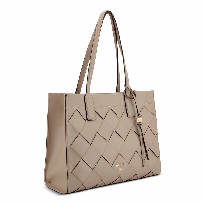 Kitra Tote