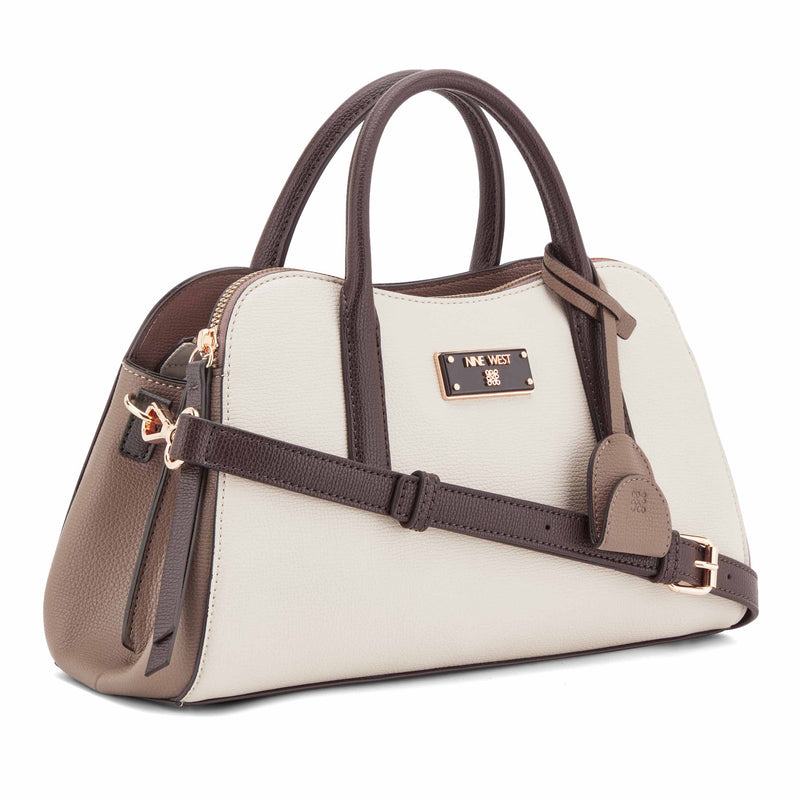 Talia Satchel