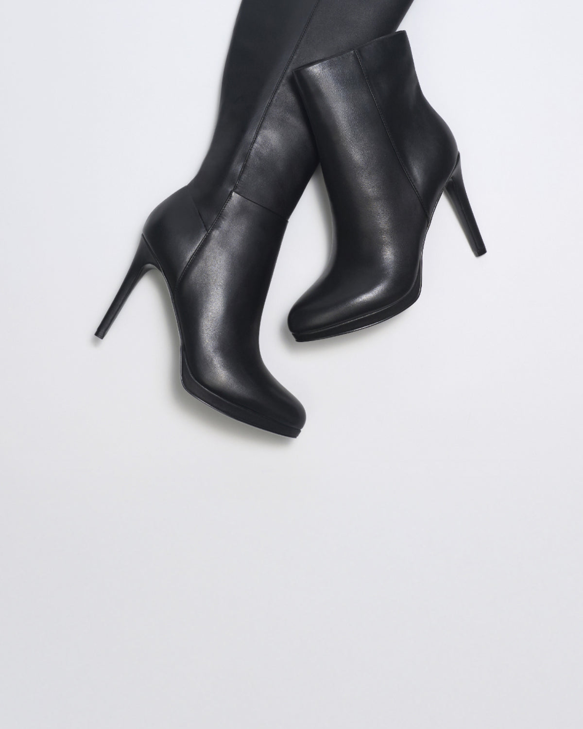 Editorial banner featuring best seller boot styles