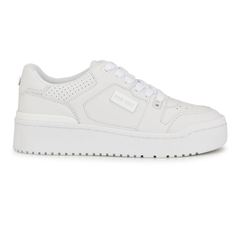 나인웨스트 스니커즈 NINEWEST Alope Laceup Sneakers,White