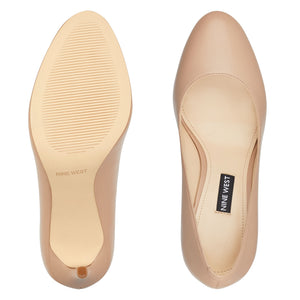 Round toe nude on sale pump