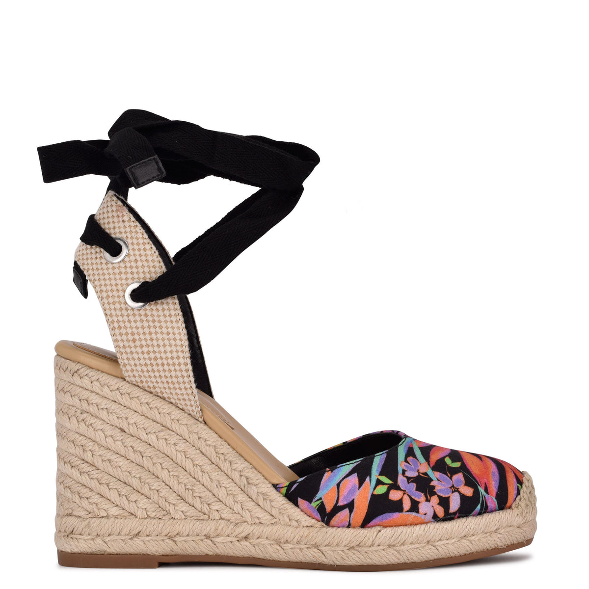 9 Chic and Creative Ways to Wear Espadrille Flats and Wedges