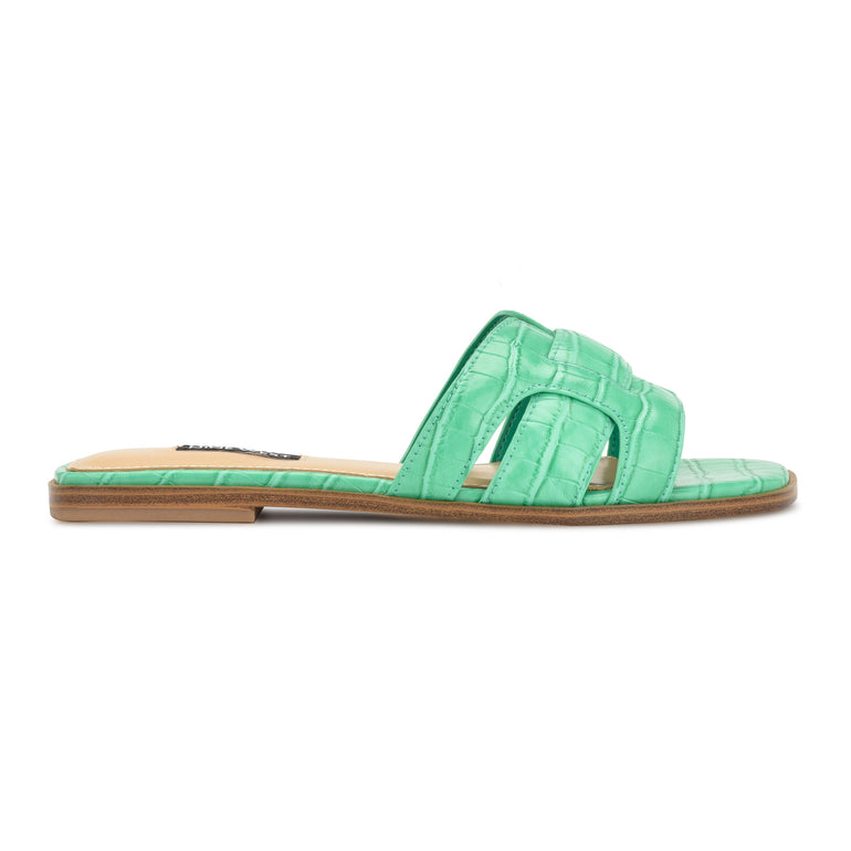 나인웨스트 NINEWEST Germani Flat Slide Sandals,Green Croco